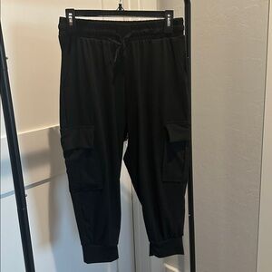 Black Cargo Jogger Capri pants